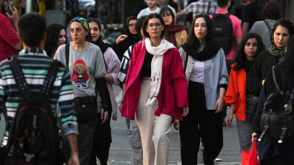 إيران.. إنه ليس وقت الانقلاب !