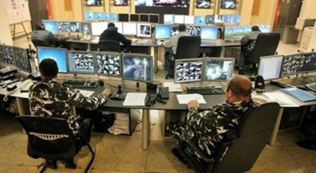 التحكم المروري يفيد بالتالي