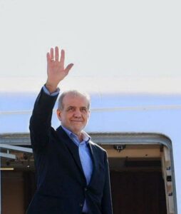 غادر الرئيس الإيراني مسعود بزشكيان أرمينيا إلى بيلاروسيا