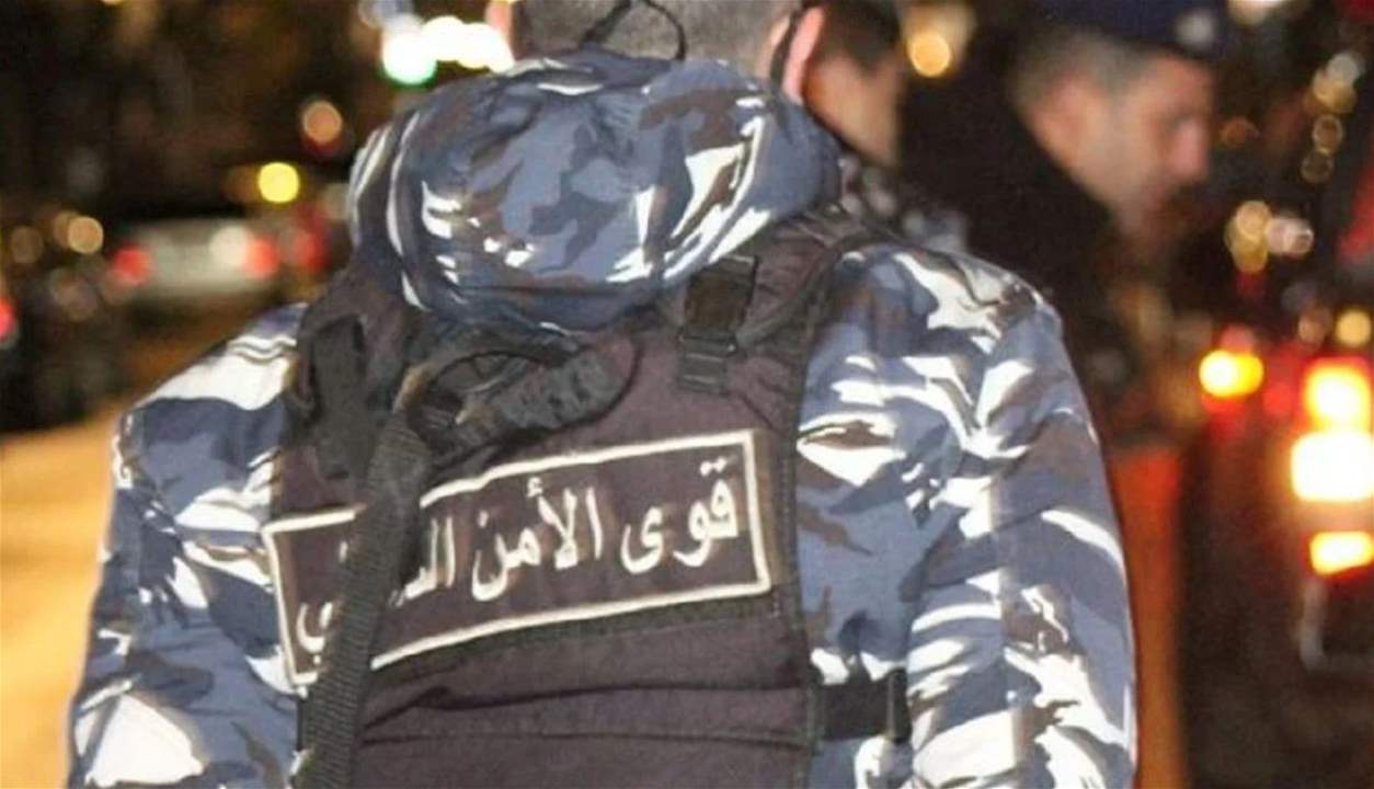 فضيحة صحية في عكار: ضبط أطنان من الدجاج الفاسد وتوقيف شبكة كاملة 3 فضيحة صحية في عكار: ضبط أطنان من الدجاج الفاسد وتوقيف شبكة كاملة