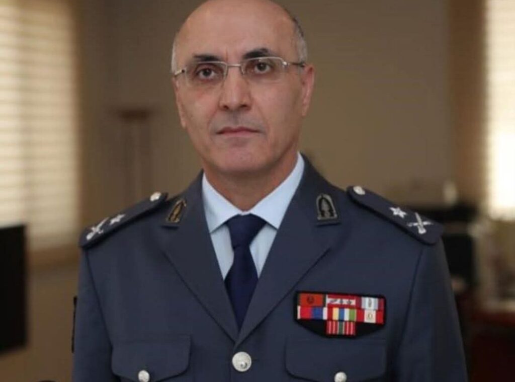 وزير الداخلية أحمد الحجار قبيل دخوله إلى الجلسة الوزارية: الانتخابات النيابية ستجري في موعدها