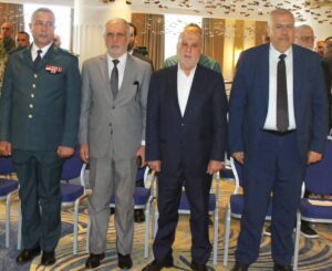 عبود ممثلا وزير الداخلية في تخريج عناصر من فوج حرس بيروت أنهوا دورة تدريبية: فتح دورة تطويع نظرا للحاجة الملحة 3 عبود ممثلا وزير الداخلية في تخريج عناصر من فوج حرس بيروت أنهوا دورة تدريبية: فتح دورة تطويع نظرا للحاجة الملحة