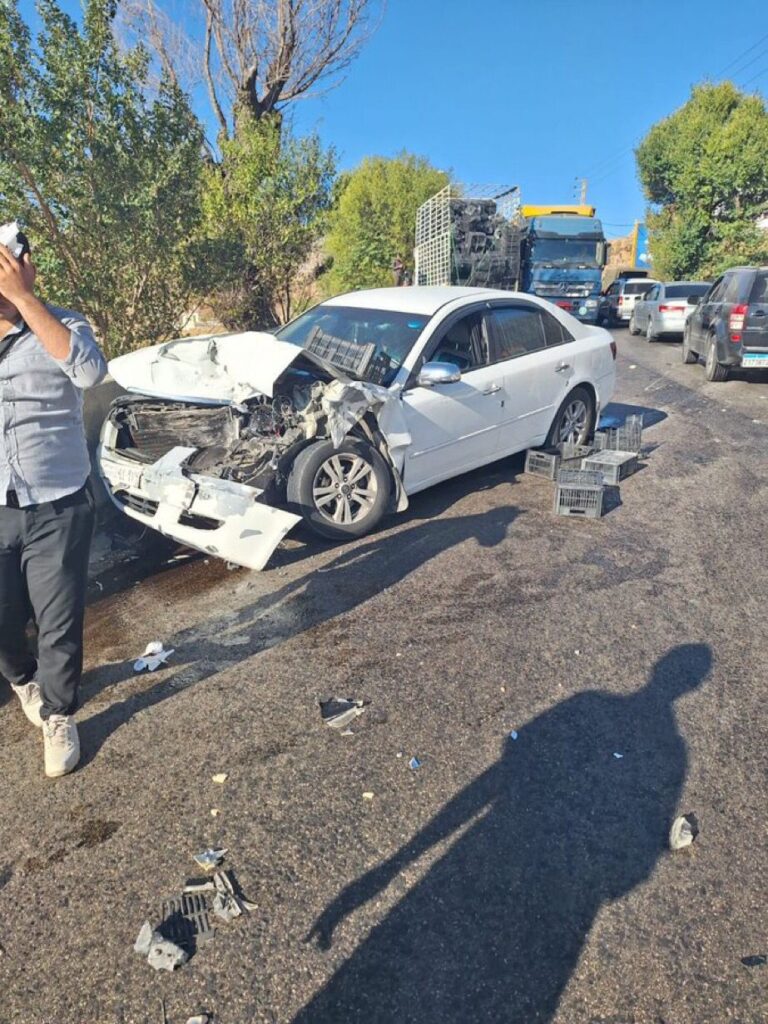 ٧ جرحى نتيجة تصادم بين ٥ مركبات على طريق عام ⁧‫المريجات‬⁩ و ⁧‫حركة المرور‬⁩ كثيفة في المحلة