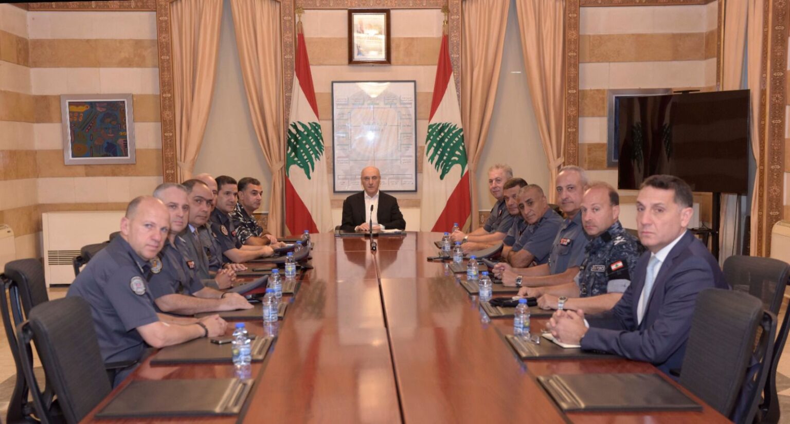 الحجار يستقبل قيادة قوى الأمن: لتعزيز الأمن وحماية العسكريين
