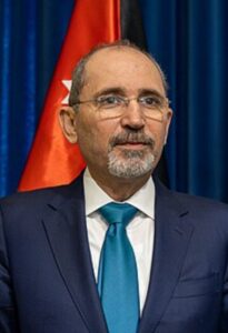 كلمة وزير الخارجية الأردني أيمن الصفدي بالجلسة الافتتاحية لمجلس الجامعة العربية على المستوى الوزاري 3 كلمة وزير الخارجية الأردني أيمن الصفدي بالجلسة الافتتاحية لمجلس الجامعة العربية على المستوى الوزاري