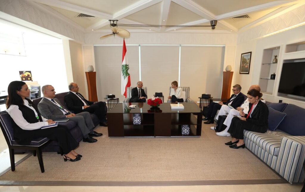 الحجار التقى مستشارة الرئيس الفرنسي وشدد على دعم الجيش والأمن