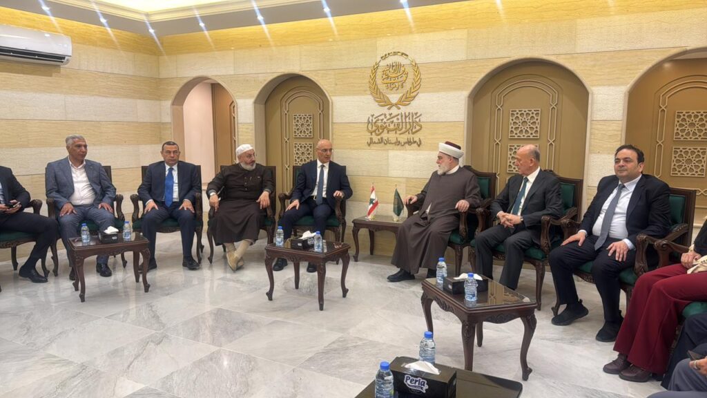 لقاء وزير الداخلية مع مفتي طرابلس و رئيس بلديتها