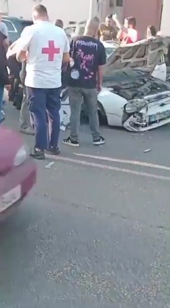 حادث سير على جسر برج حمود – الأشرفية وسقوط جرحى