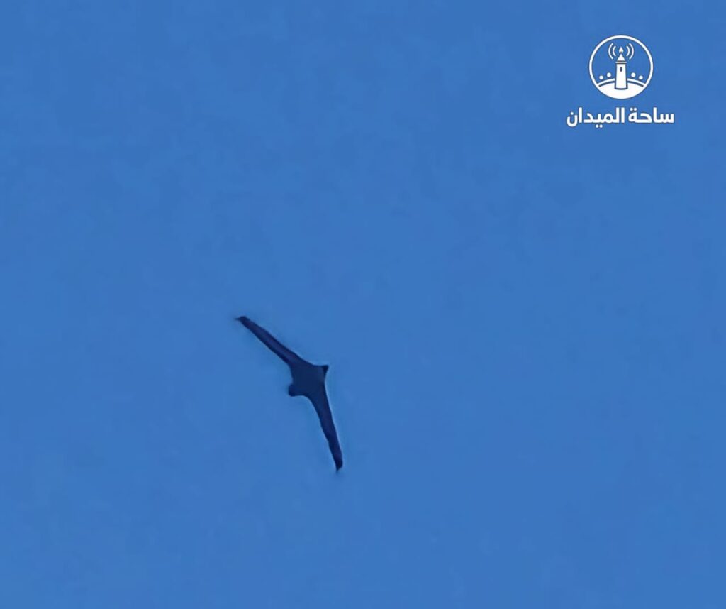 مسيرة جديدة فوق القنطرة جنوب لبنان لاول مرة في سماء لبنان عدد ٢ مسيرة جديدة فوق القنطرة جنوب لبنان لاول مرة في سماء لبنان عدد ٢