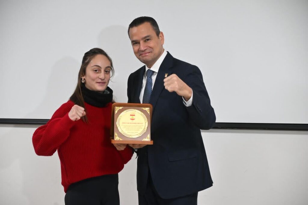 بحضور شخصيات نيابية ورسمية وفاعليات رياضية الأولمبية اللبنانية كرّمت البطلات مكداشي والحاج وكوشكريان الفائزات بميداليات آسياد الشباب والتضامن الإسلامي 2025