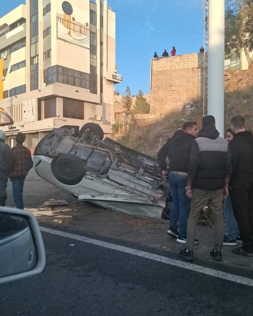 حادث سير على أوتوستراد جبيل يسبب جريحاً وحركة مرور كثيفة