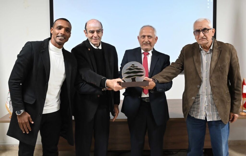 Lebanese Federation of Modern Pentathlon اختتام دورة مدربي الخماسي الحديث وتوزيع الشهادات في مقر اللجنة الأولمبية اللبنانية روكز : قرارات الوزارة بحق إتحاد الخماسي غيرعادلة وتحمل طابعاً إنحيازياً