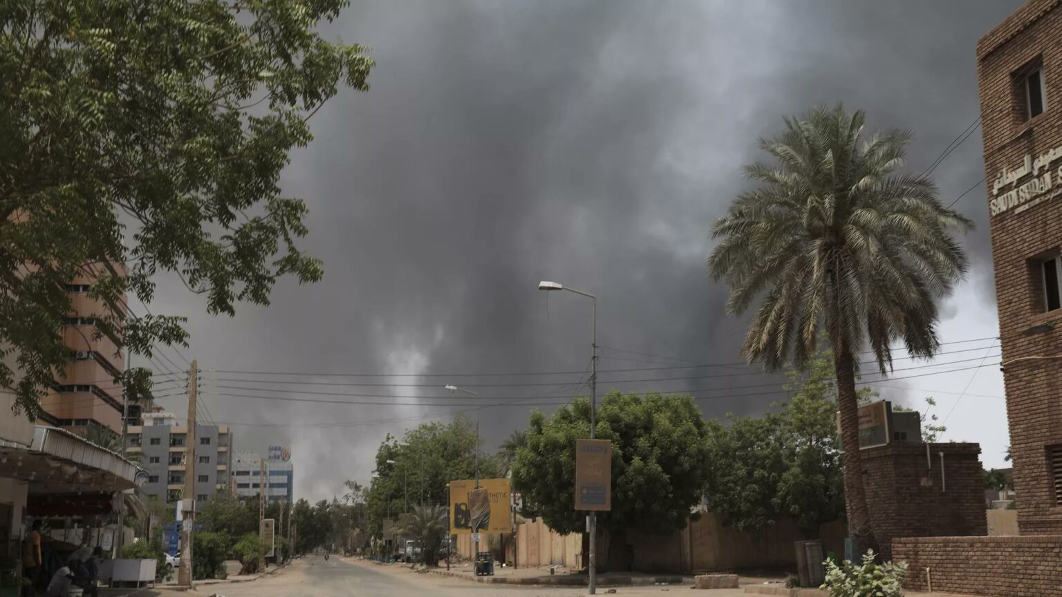 الصحة العالمية: مقتل 114 في هجمات على روضة أطفال ومستشفى في السودان