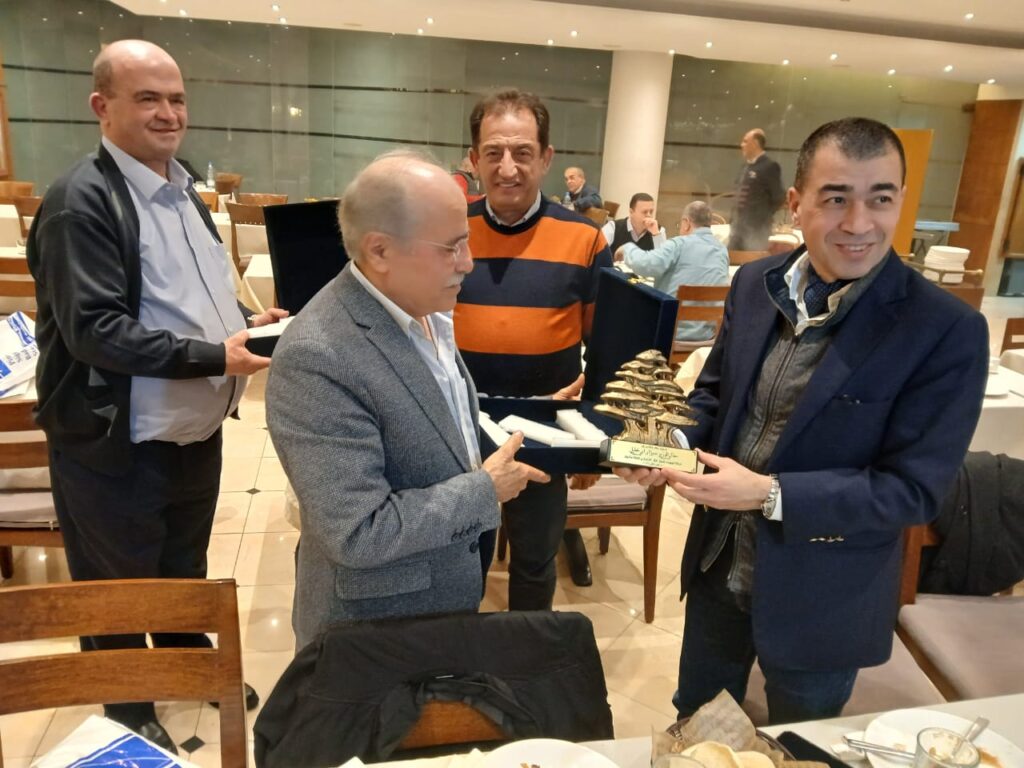 أهالي بسرين يكرّمون الوزير سيزار أبي خليل