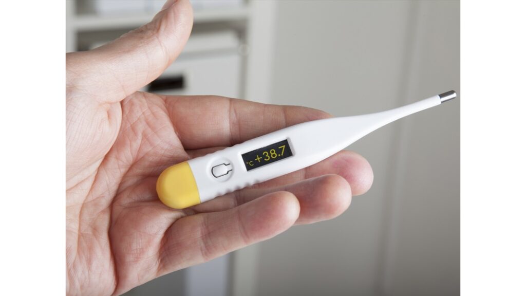 أسباب الحمى والم المفاصل