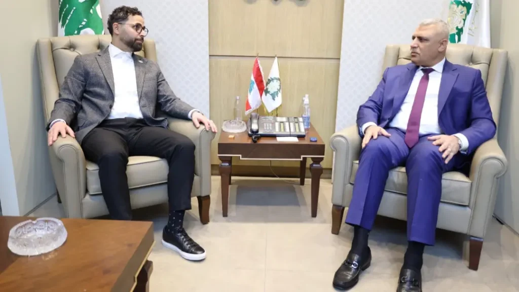 اللواء شقيرعرض اوضاع الجالية اللبنانية مع رئيس بلدية ديربورن هايتس