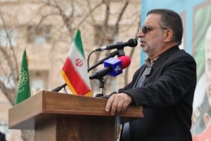 العميد علي محمد نائيني ان المبالغة في التهديد العسكري تهدف إلى زعزعة استقرار الشعب الإيراني.