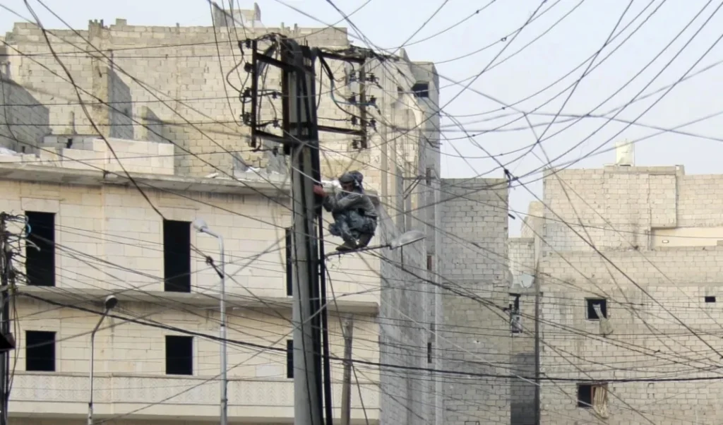 سوريا: كهرباء بلا تقنين… وفواتير تُطفئ النور