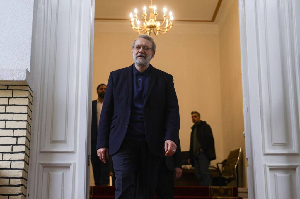 لاريجاني: الإطار الذي تتحرك ضمنه أميركا بات أكثر واقعية والتركيز بالمفاوضات محصور بالملف النووي