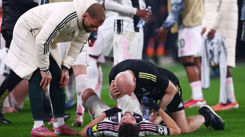 لوكاتيلي بعد وداع دوري الأبطال: كدت أبكي.. الإيمان كان هائلًا أمام غلطة سراي 1 لوكاتيلي بعد وداع دوري الأبطال: كدت أبكي.. الإيمان كان هائلًا أمام غلطة سراي
