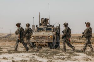 الجيش الأمريكي إلى نشر مئات الجنود في أكثر من موقع ولمدة أيام