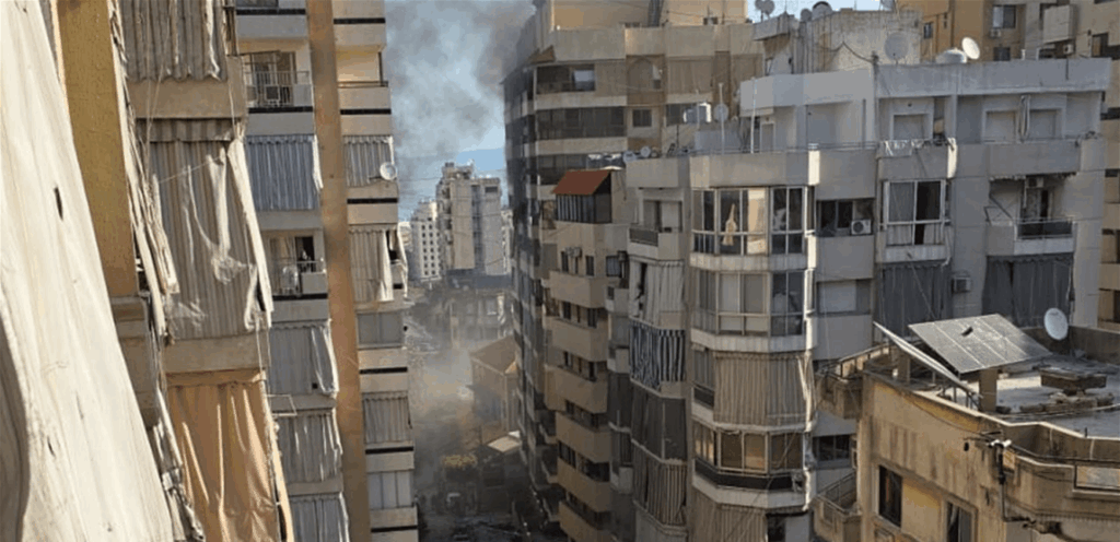 بالفيديو.. مشاهد خاصة لمركز بيروت للأخبار لمنطقة زقاق البلاط بعد الغارة الإسرائيلية