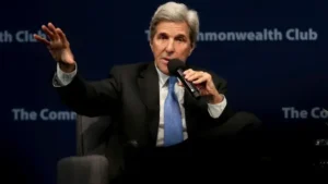 وزير الخارجية الأمريكي الأسبق جون كيري اعتبر أن هناك مبالغات وتضخيم بخصوص الخطر الذي تشكله إيران للولايات المتحدة 
