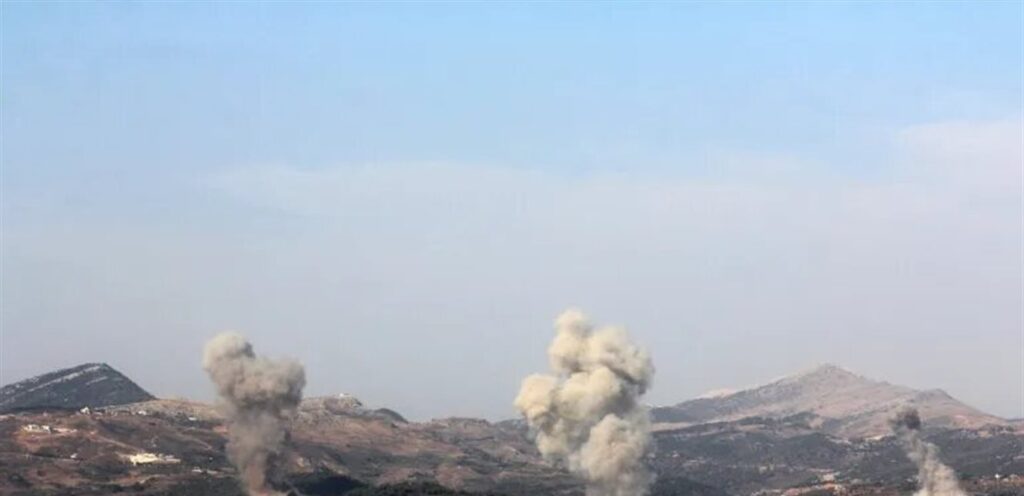 من مكان الغارة التي استهدفت بلدة زبدين منذ قليل