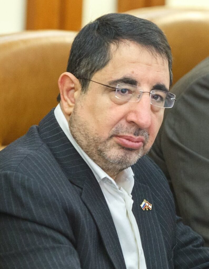 الحاج حسن للميادين: السلطة اللبنانية خاضعة للوصاية الأميركية وتستمر في تقديم التنازلات الحاج حسن للميادين: السلطة اللبنانية خاضعة للوصاية الأميركية وتستمر في تقديم التنازلات