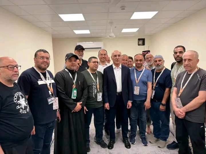 وزير الداخلية اللبناني يتفقد مخيم الحجاج في منى ويؤكد حرص لبنان على راحة الحجاج وزير الداخلية اللبناني يتفقد مخيم الحجاج في منى ويؤكد حرص لبنان على راحة الحجاج