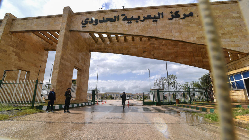 المعابر الحدودية بقبضة الحكومة 