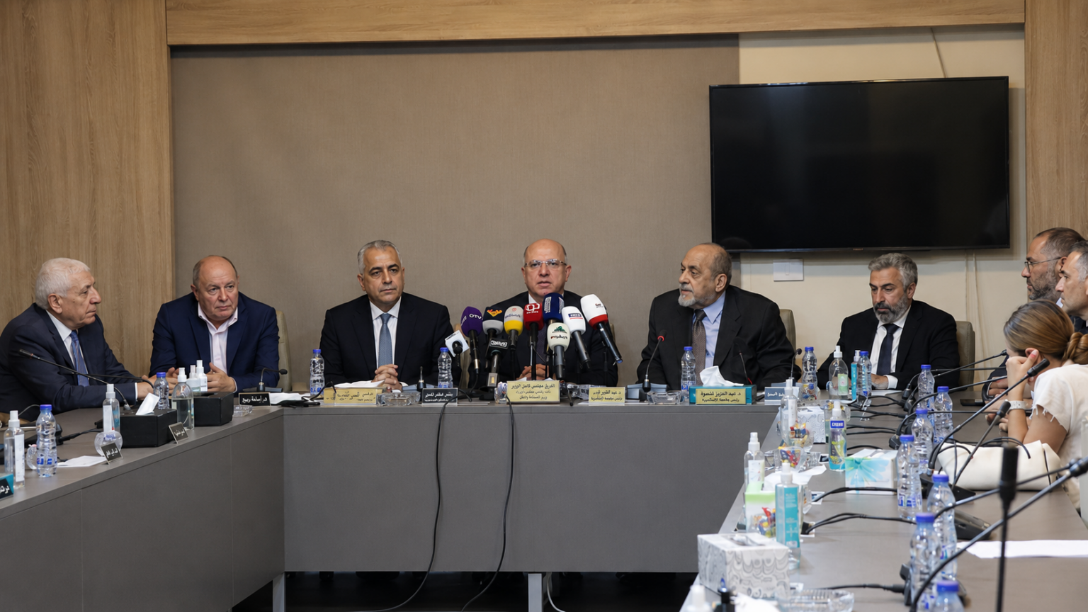 وزير العمل محمد حيدر يطلق جدول الأعمال الطبية الجديد.. توسع في تغطية الضمان الاجتماعي