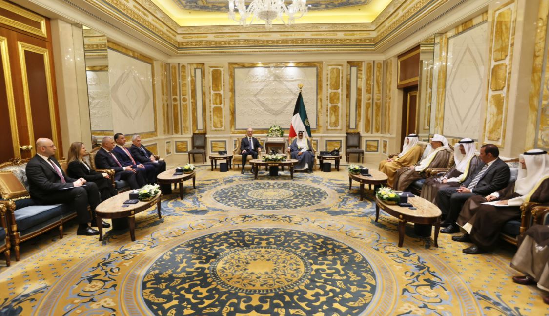 تعزيز التعاون بين لبنان والكويت