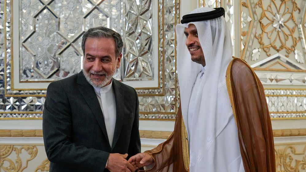 كيف أوقفت الوساطة القطرية التصعيد بين واشنطن وطهران؟
