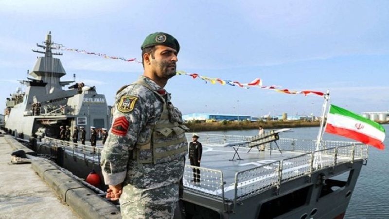 حرس الثورة .. عين على الميدان ويد على الزناد 