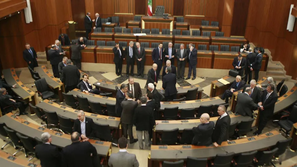 مغادرة النواب تؤدي إلى فقدان النصاب في مجلس النواب