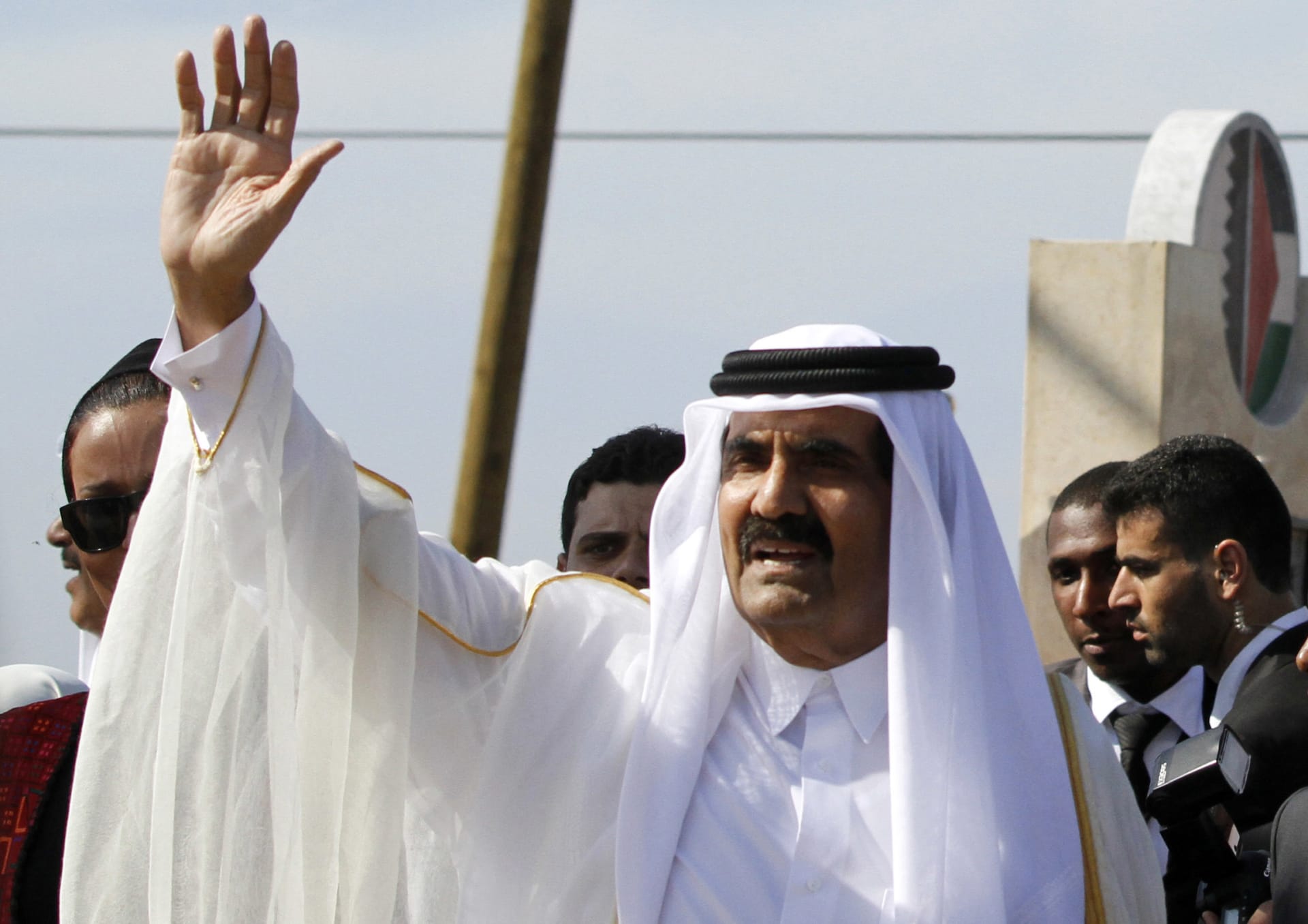 مبارك بيضون: الشيخ حمد بن خليفة آل ثاني سيبقى رمزًا للعطاء
