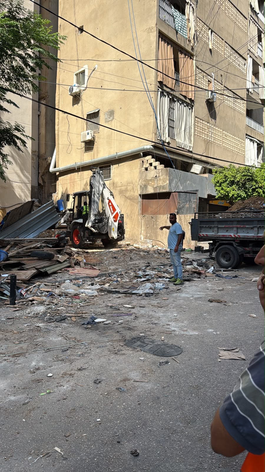 محافظة بيروت تكثّف حملاتها لإزالة التعديات على الأملاك العامة في حي اللجا