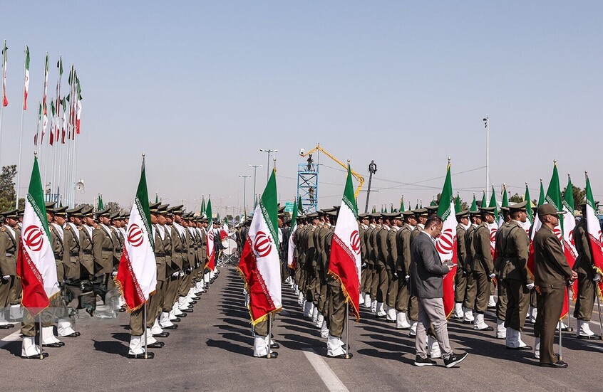 المتحدث باسم الجيش الإيراني: نستفيد من وقف إطلاق النار لتعزيز القدرات القتالية ونتوعد برد قوي على أي تصعيد 1 المتحدث باسم الجيش الإيراني: نستفيد من وقف إطلاق النار لتعزيز القدرات القتالية ونتوعد برد قوي على أي تصعيد