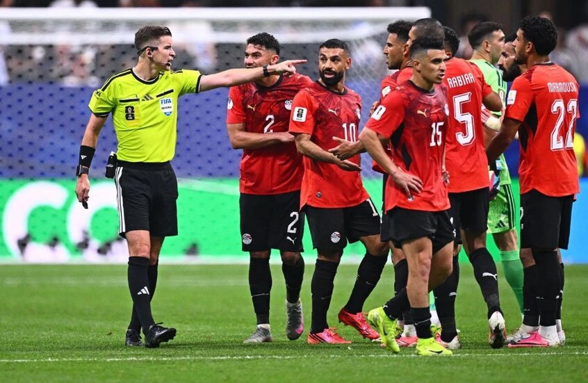 الاتحاد المصري لكرة القدم قدم شكوى رسمية ضد الحكم في مباراته مع الأرجنتين الاتحاد المصري لكرة القدم قدم شكوى رسمية ضد الحكم في مباراته مع الأرجنتين