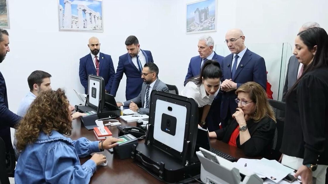 البصمة البيومترية للمغتربين اللبنانيين تبدأ من الكويت