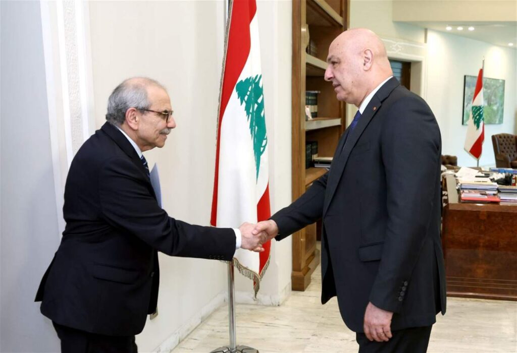 عون يستقبل سلام ويبحثان وقف إطلاق النار وإعادة إعمار الجنوب عون يستقبل سلام ويبحثان وقف إطلاق النار وإعادة إعمار الجنوب