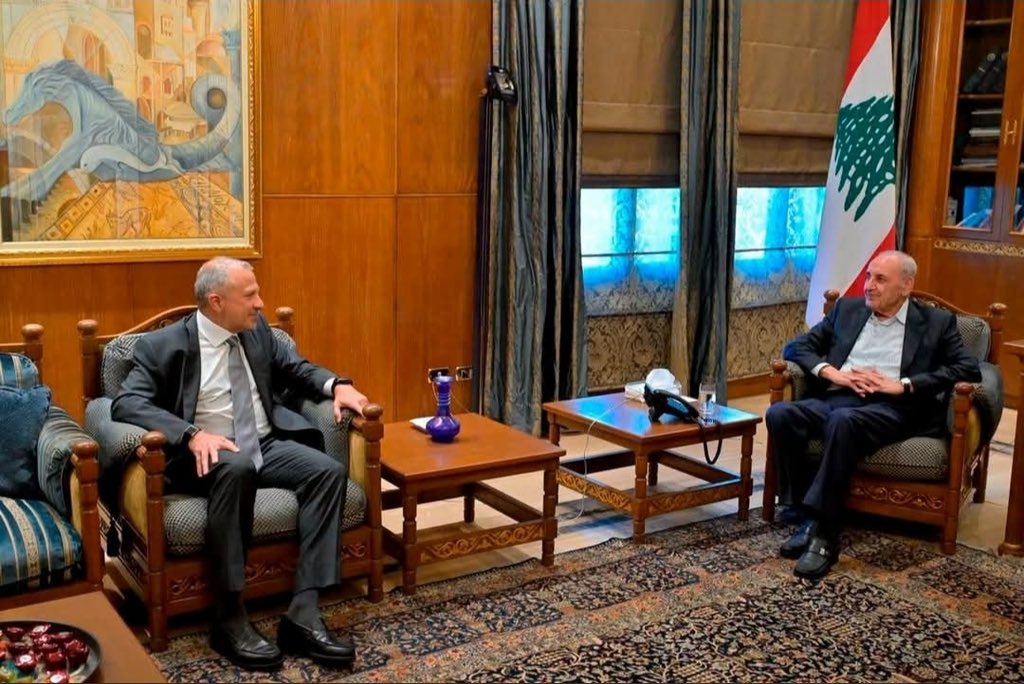 تقاطع بين نبيه بري وجبران باسيل حول حماية الجيش ومنع الفتنة