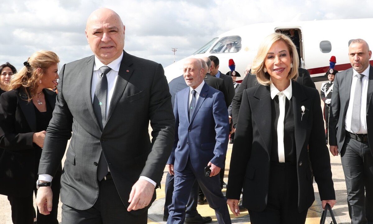 رئيس الجمهورية العماد جوزيف عون والسيدة اللبنانية الأولى بيروت متوجهين إلى واشنطن رئيس الجمهورية العماد جوزيف عون والسيدة اللبنانية الأولى بيروت متوجهين إلى واشنطن