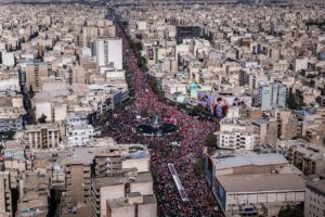 بالصور: تشييع الجثامين الطاهرة للإمام الشهيد وأفراد عائلته