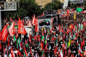 بالصور: تشييع الجثامين الطاهرة للإمام الشهيد وأفراد عائلته