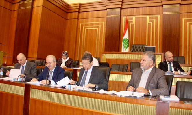 إقرار تعديلات قانون إصلاح المصارف