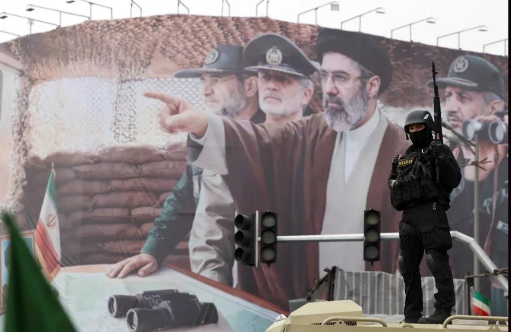 اغتيال لاريجاني يفجّر الخلاف بين واشنطن وتل أبيب... تباين أهداف الحرب يعيد رسم مسار المفاوضات مع إيران