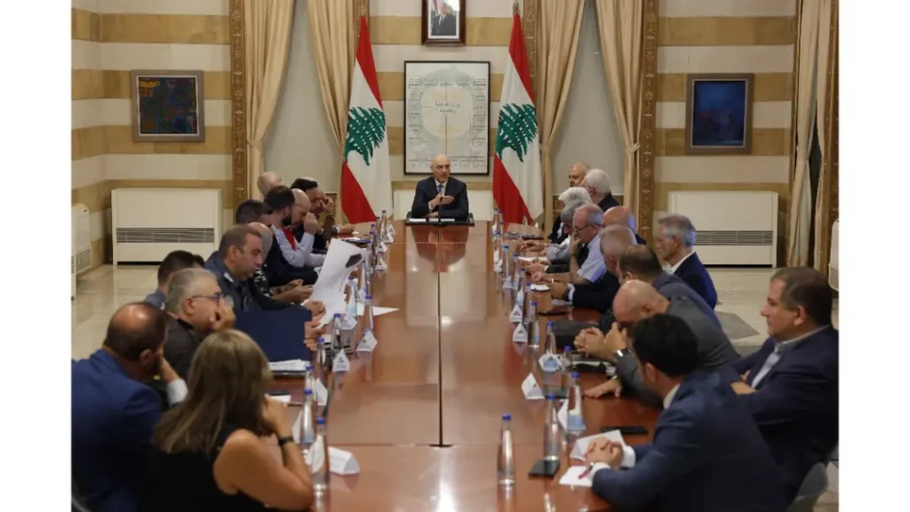 الحجار ترأس اجتماعاً طارئاً للجنة الوطنية للسلامة المرورية: عدم التركيز والسرعة وراء 73% من الحوادث الحجار ترأس اجتماعاً طارئاً للجنة الوطنية للسلامة المرورية: عدم التركيز والسرعة وراء 73% من الحوادث