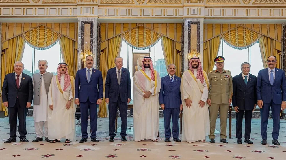 مناورات عسكرية مشتركة بين الدول الثلاث